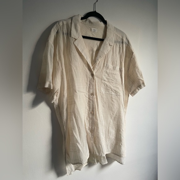 Aritzia Wilfred Atticus Short Sleeve Button-Up - Picture 4 of 8